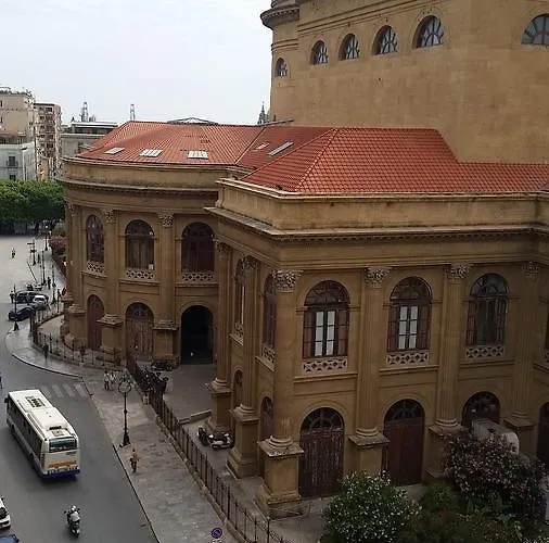 Al Massimo 36 Bed & Breakfast 4*