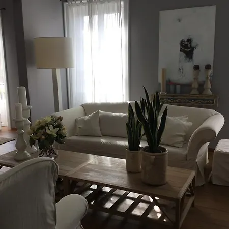 Bed & Breakfast Al Massimo 36 4*